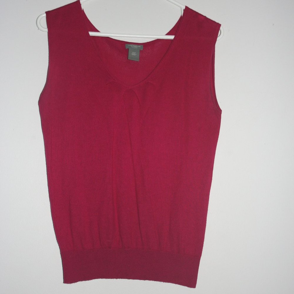 Fuschia XSP Ann Taylor Knit Shell